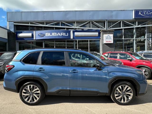 2025 Subaru Forester 2.0L TOURING LINEARTRONIC 4WD