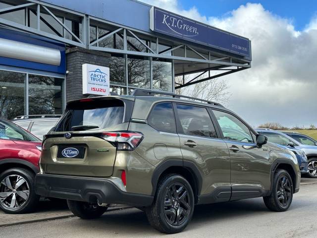 2025 Subaru Forester 2.0L FIELD LINEARTRONIC 4WD