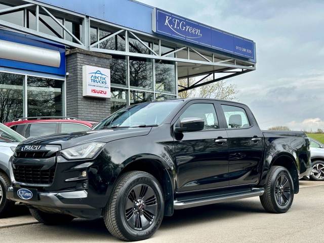 Isuzu D-Max 1.9 V-Cross Double Cab 4x4 Auto Pick Up Diesel BLACK