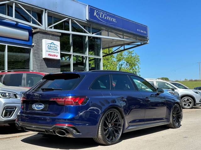 2022 Audi RS4 2.9 RS 4 TFSI Quattro Carbon Black 5dr Tiptronic