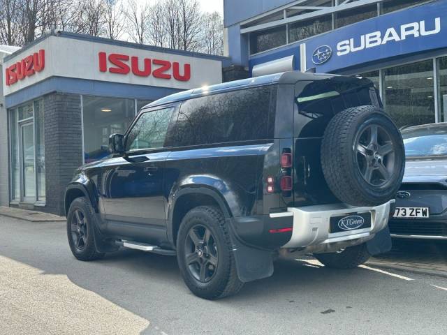 2022 Land Rover Defender 3.0 D250 HSE 90 3dr Auto