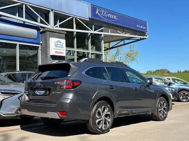 2022 Subaru Outback 2.5i Touring 5dr Lineartronic
