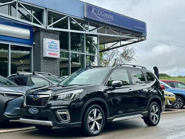 Subaru Forester 2.0i e-Boxer XE Premium 5dr Lineartronic Estate Petrol/Electric Hybrid BLACK