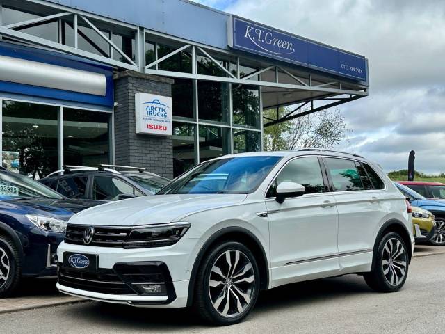 Volkswagen Tiguan 2.0 TDi 150 4Motion R-Line Tech 5dr DSG Estate Diesel WHITE