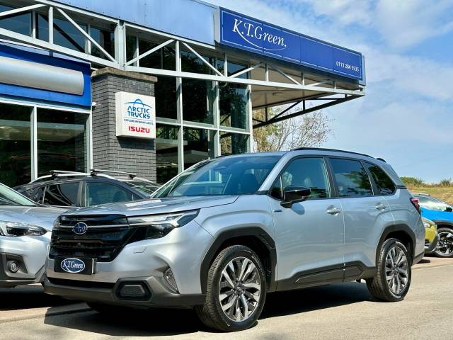 Subaru Forester 2.0i e-Boxer Touring 5dr Lineartronic Estate Petrol/Electric Hybrid SILVER