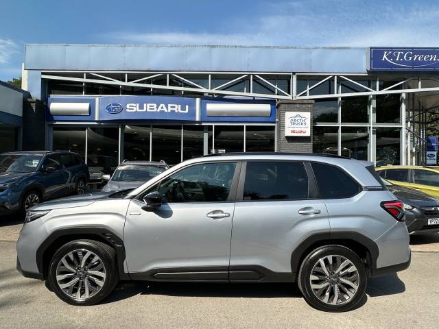 2025 Subaru Forester 2.0i e-Boxer Touring 5dr Lineartronic