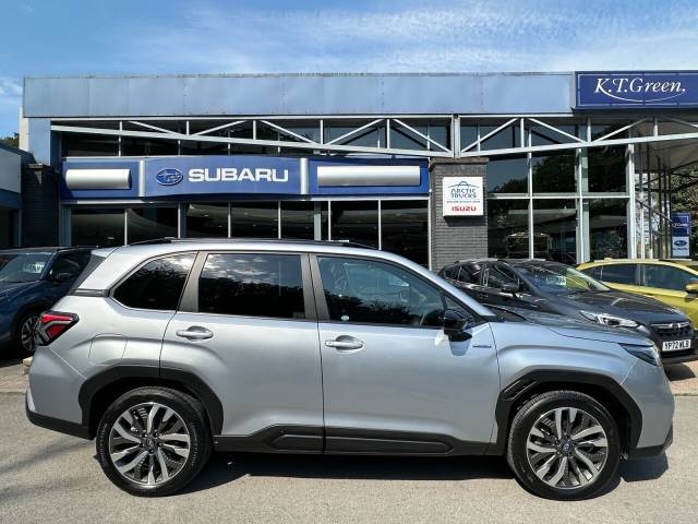 2025 Subaru Forester 2.0i e-Boxer Touring 5dr Lineartronic