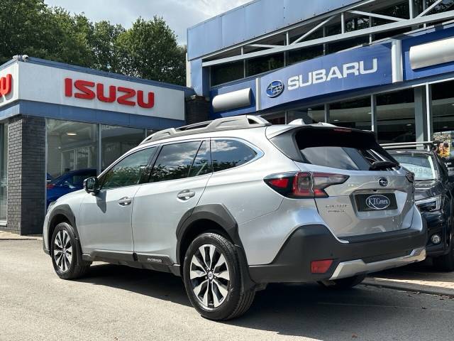 2023 Subaru Outback 2.5i Touring 5dr Lineartronic