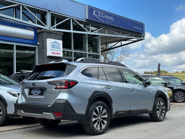 2023 Subaru Outback 2.5i Touring 5dr Lineartronic