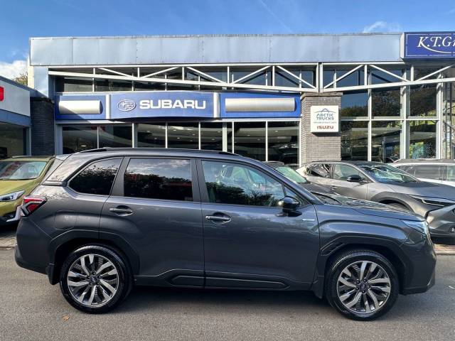 2026 Subaru Forester 2.0i e-Boxer Touring 5dr Lineartronic